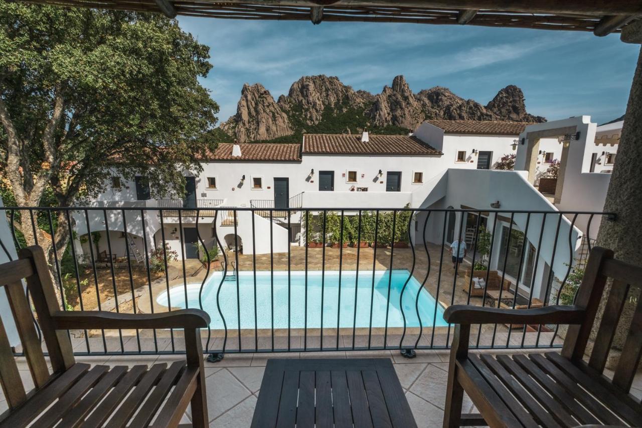 La Suera San Pantaleo Hotel Екстериор снимка