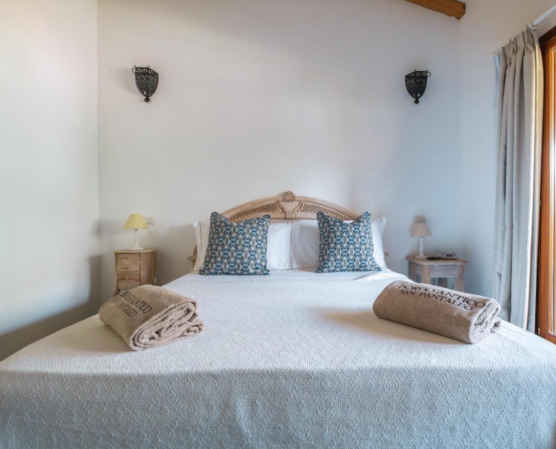 La Suera San Pantaleo Hotel Екстериор снимка