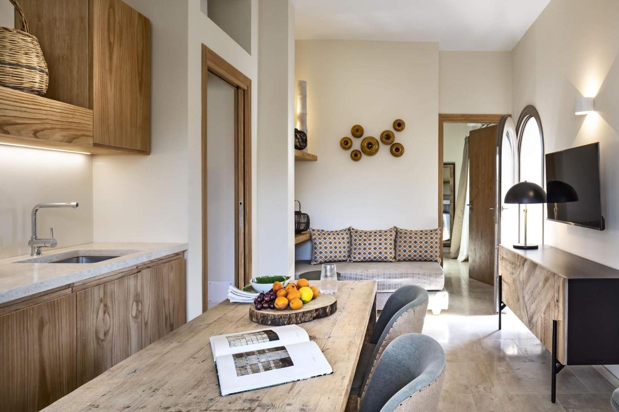 La Suera San Pantaleo Hotel Екстериор снимка